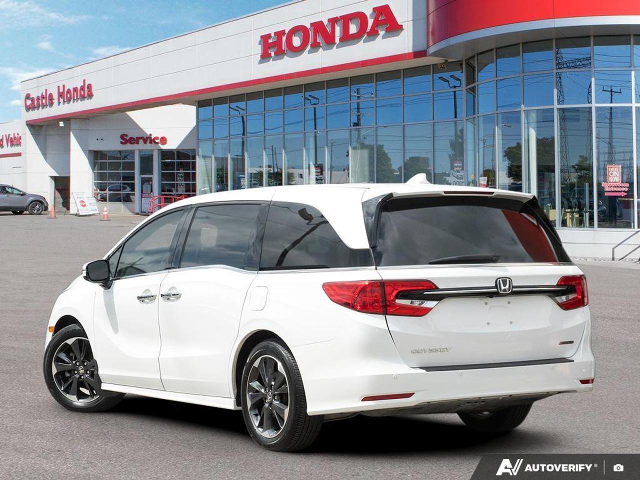 2024 Honda Odyssey  Photo3