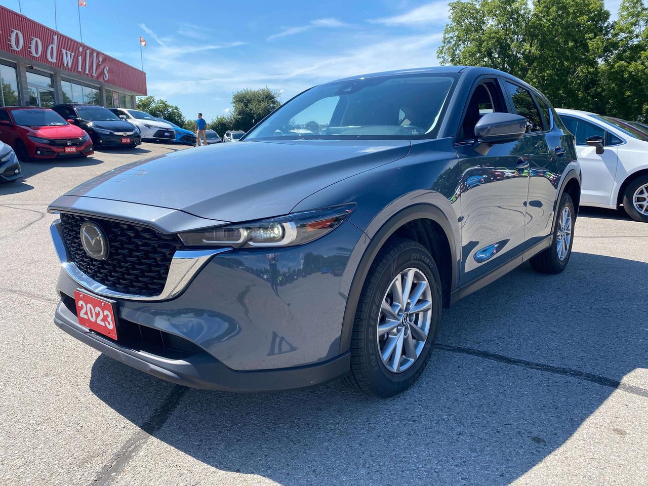 2023 Mazda CX-5 GS, CLEAN CARFAX, HEATED SEATS, BLIND SPOT MONITOR - Photo #4