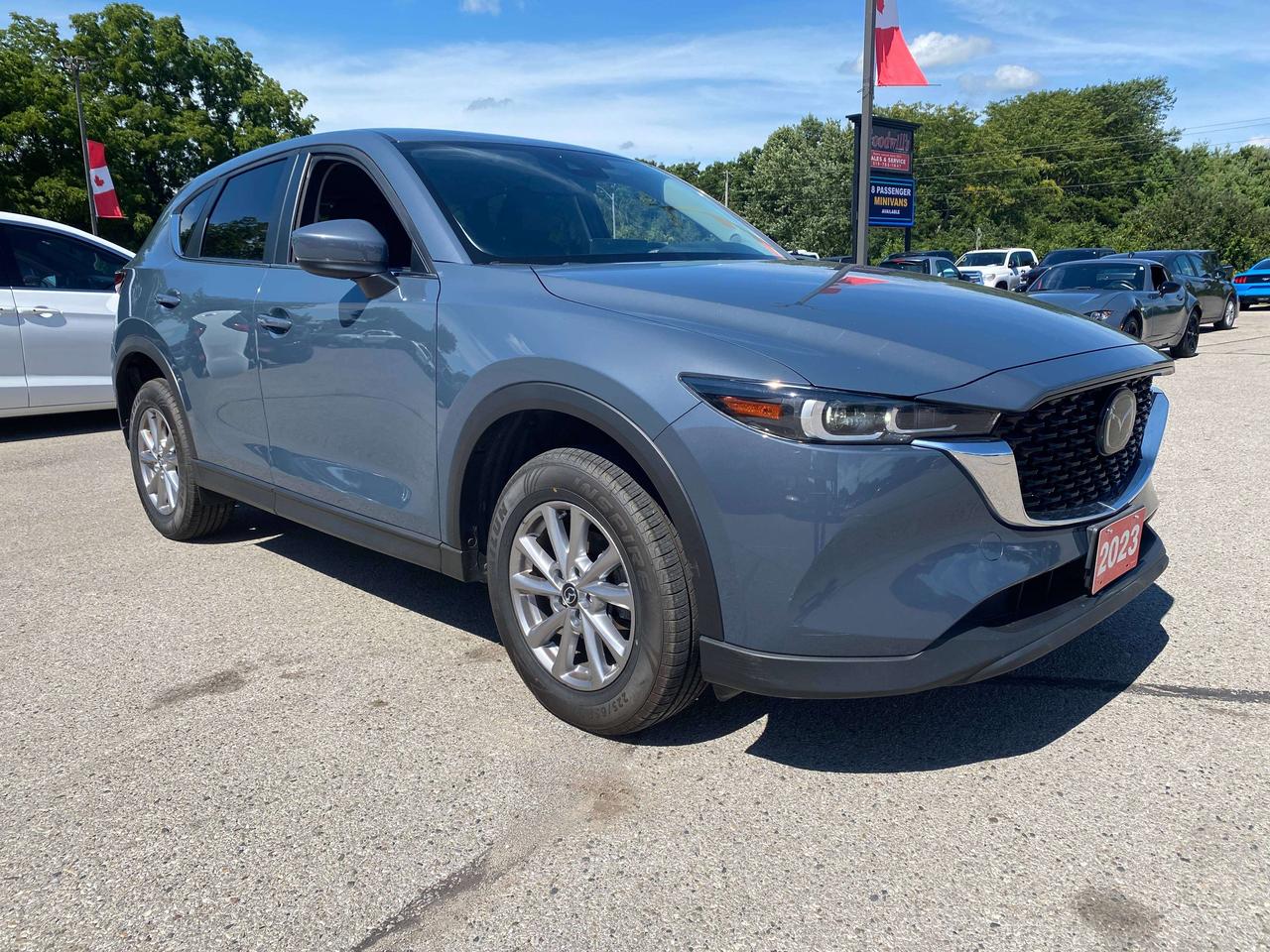 2023 Mazda CX-5 GS, CLEAN CARFAX, HEATED SEATS, BLIND SPOT MONITOR - Photo #2
