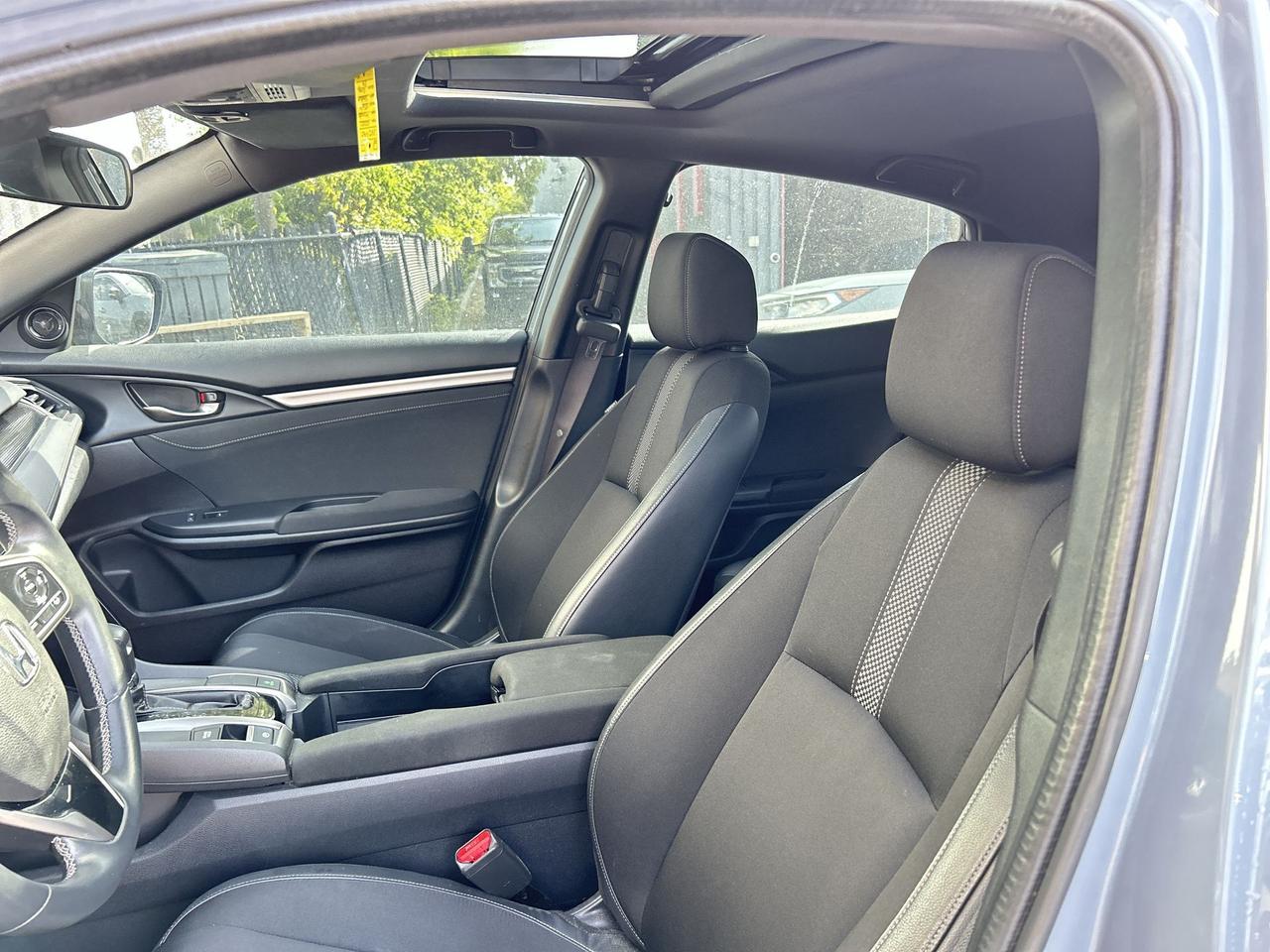 2020 Honda Civic SPORT | HATCH | LOW KMS! | SUNROOF | HTD SEATS Photo2