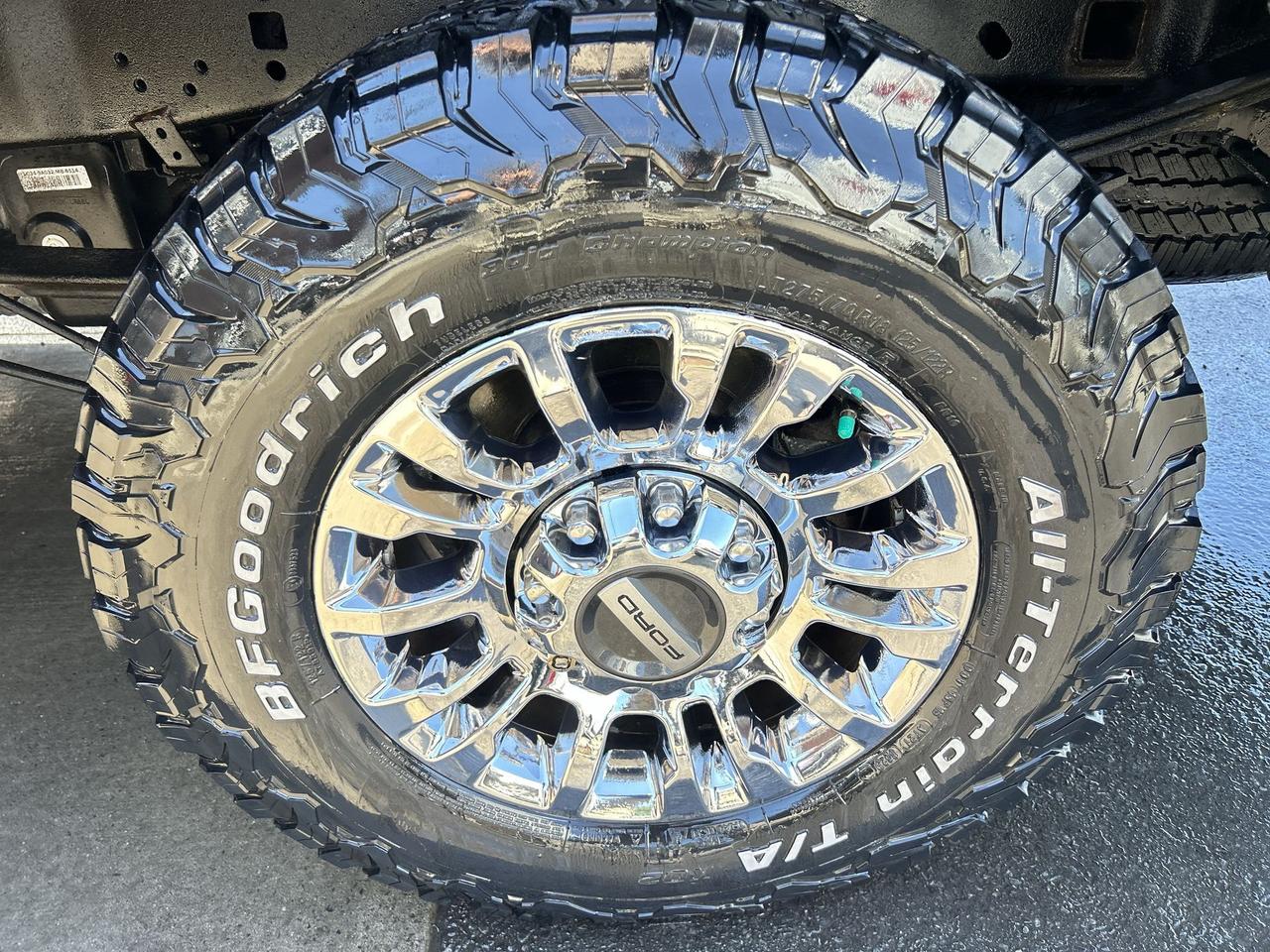 2020 Ford F-250 XLT 4X4 | CREW |GODZILLA 7.3L V8 | HTD SEATS | A/C Photo4