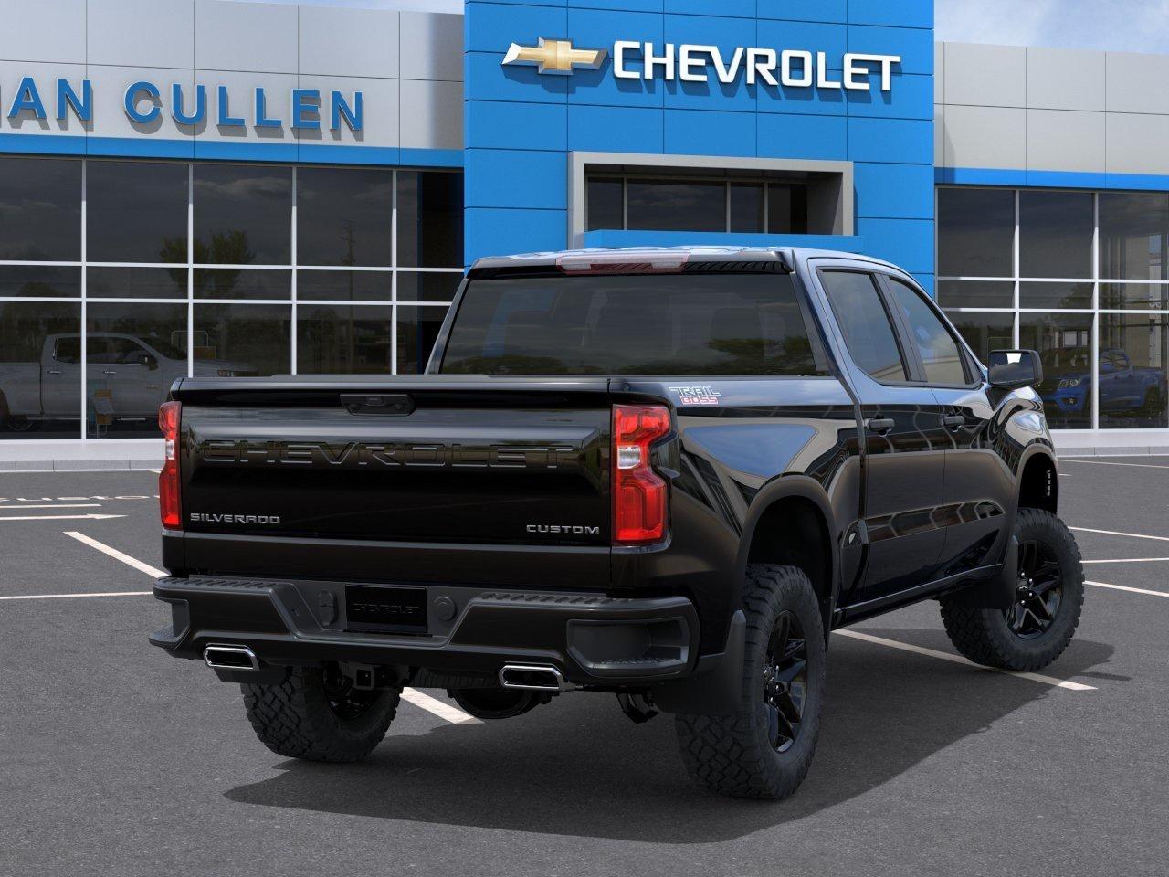 2026 Chevrolet Silverado 1500 Custom Trail Boss Crew Cab Short Box 4-Wheel Drive Custom Trail Boss Photo