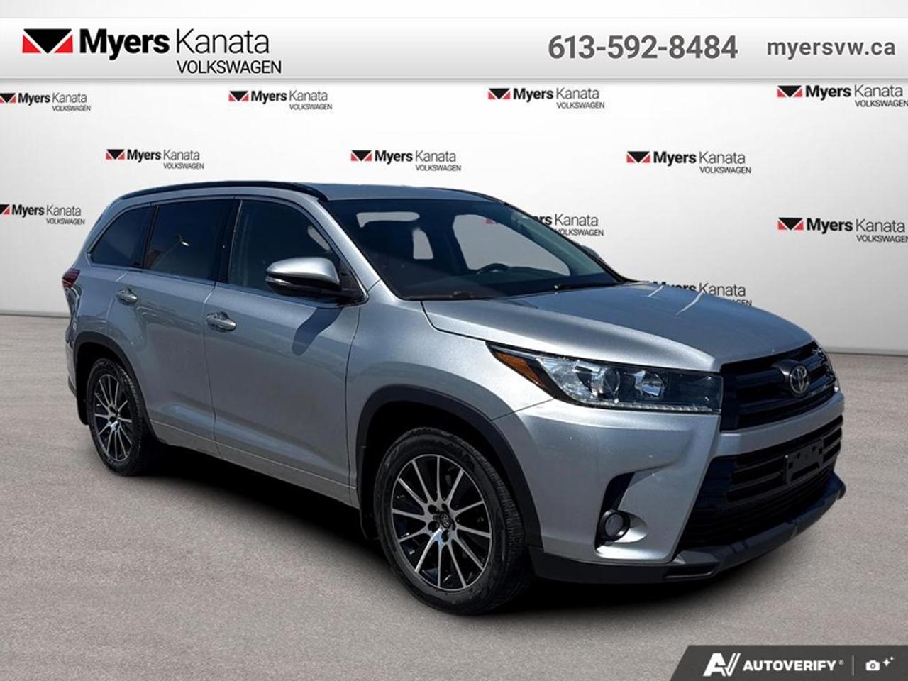 2017 Toyota Highlander XLE  - Navigation -  Sunroof Photo