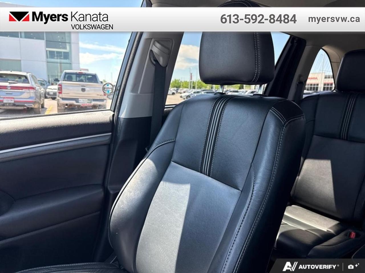 2017 Toyota Highlander XLE  - Navigation -  Sunroof Photo