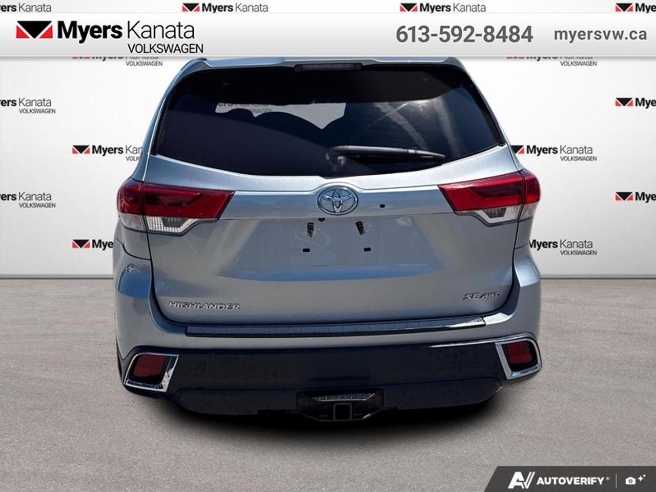 2017 Toyota Highlander XLE  - Navigation -  Sunroof Photo