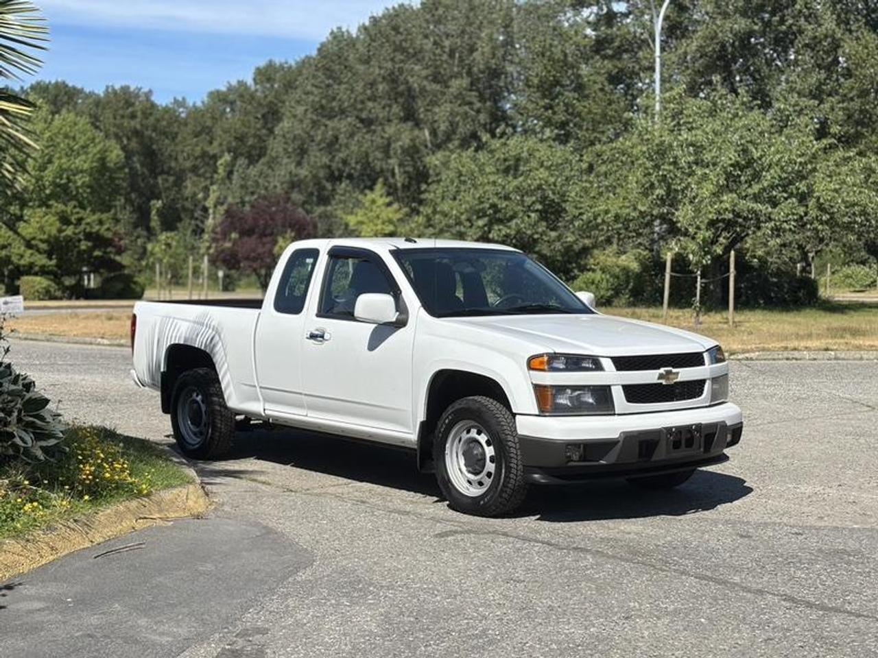 Used 2011 Chevrolet Colorado 1LT Extended Cab Pickup Truck 2.9L for sale in Burnaby, BC