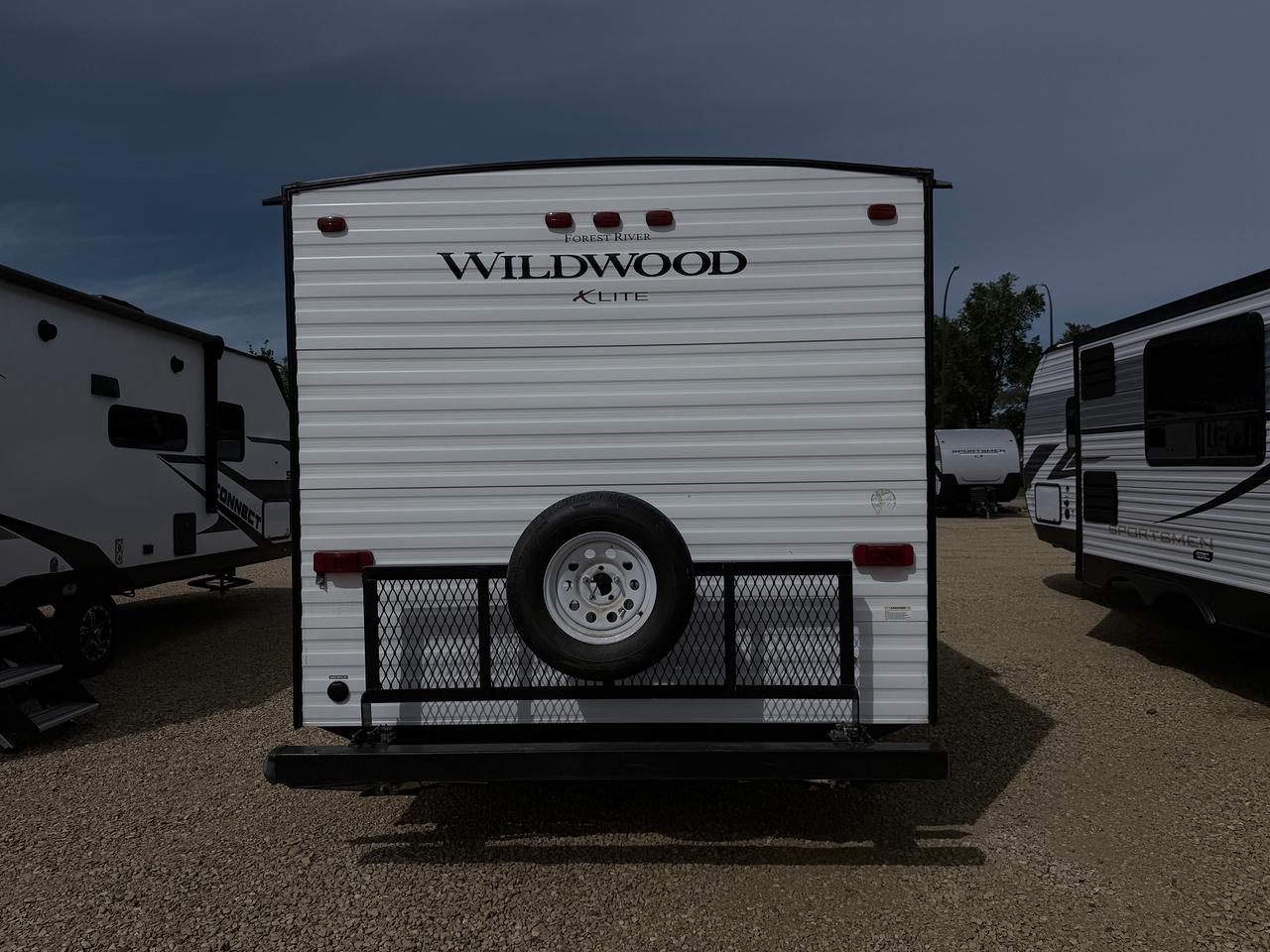 2019 Forest River Wildwood FSX 171 QB Photo2
