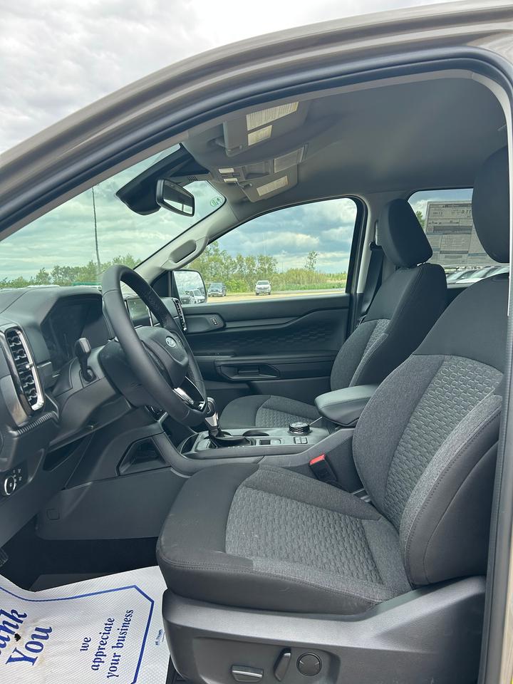 2026 Ford Ranger XLT 4WD SuperCrew 5' Box Photo5