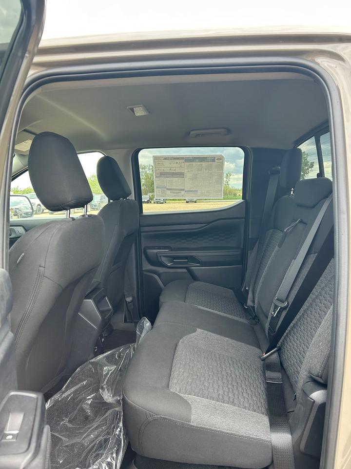 2026 Ford Ranger XLT 4WD SuperCrew 5' Box Photo5