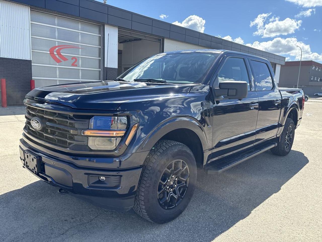 2024 Ford F-150 XLT Photo1