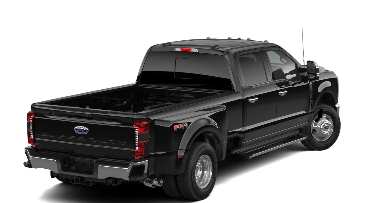 2026 Ford SuperDuty F-350® Lariat® Photo2