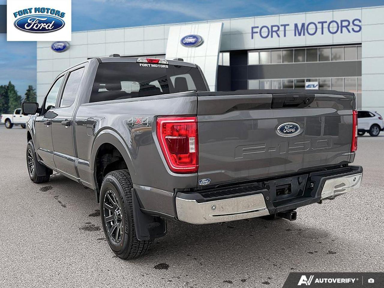 2022 Ford F-150 XLT Photo3