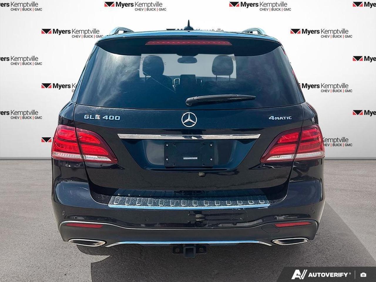 2017 Mercedes-Benz GLE 400 4MATIC  - Sunroof -  Leather Seats Photo4