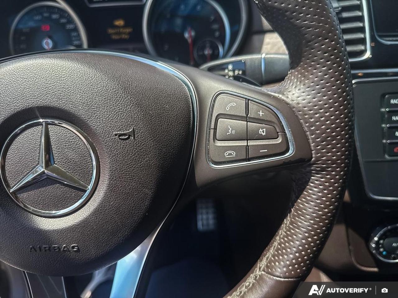 2017 Mercedes-Benz GLE 400 4MATIC  - Sunroof -  Leather Seats Photo