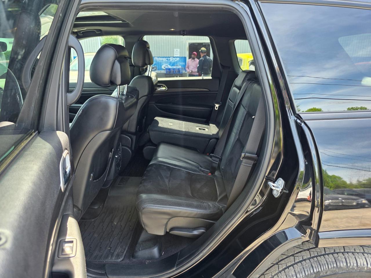2018 Jeep Grand Cherokee Laredo Photo
