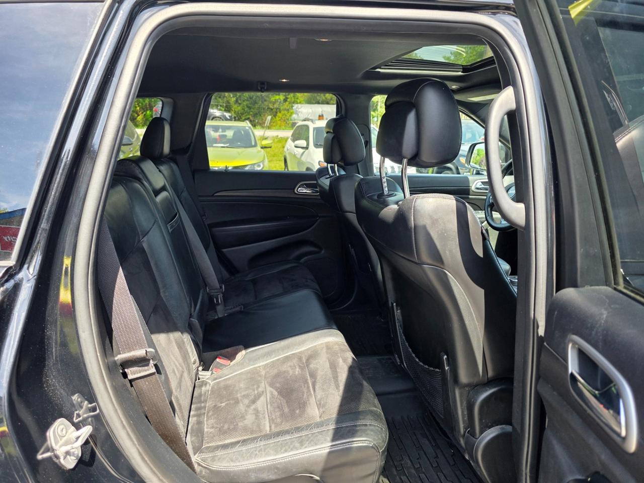 2018 Jeep Grand Cherokee Laredo Photo
