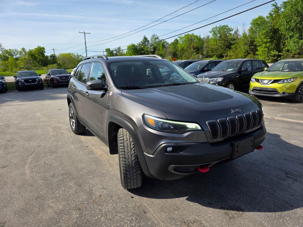 2019 Jeep Cherokee Trailhawk Photo