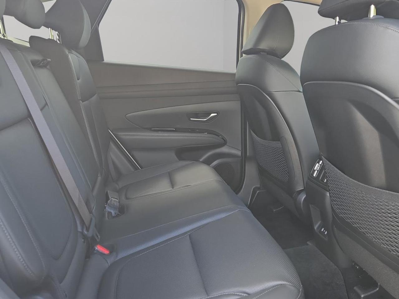 2025 Hyundai Tucson Hybrid Ultimate Photo