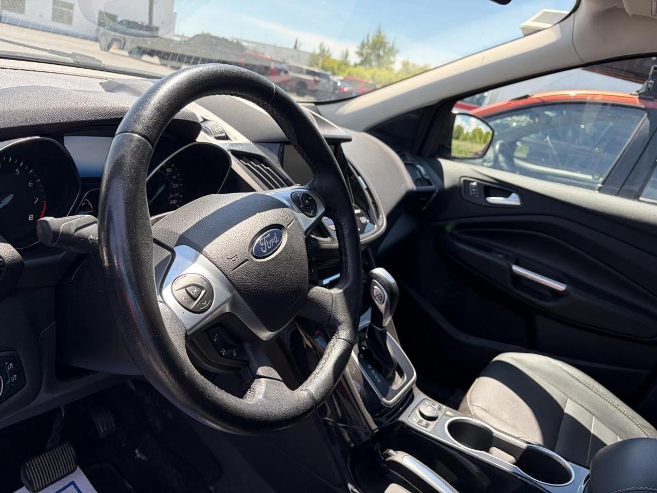 2014 Ford Escape Titanium Photo