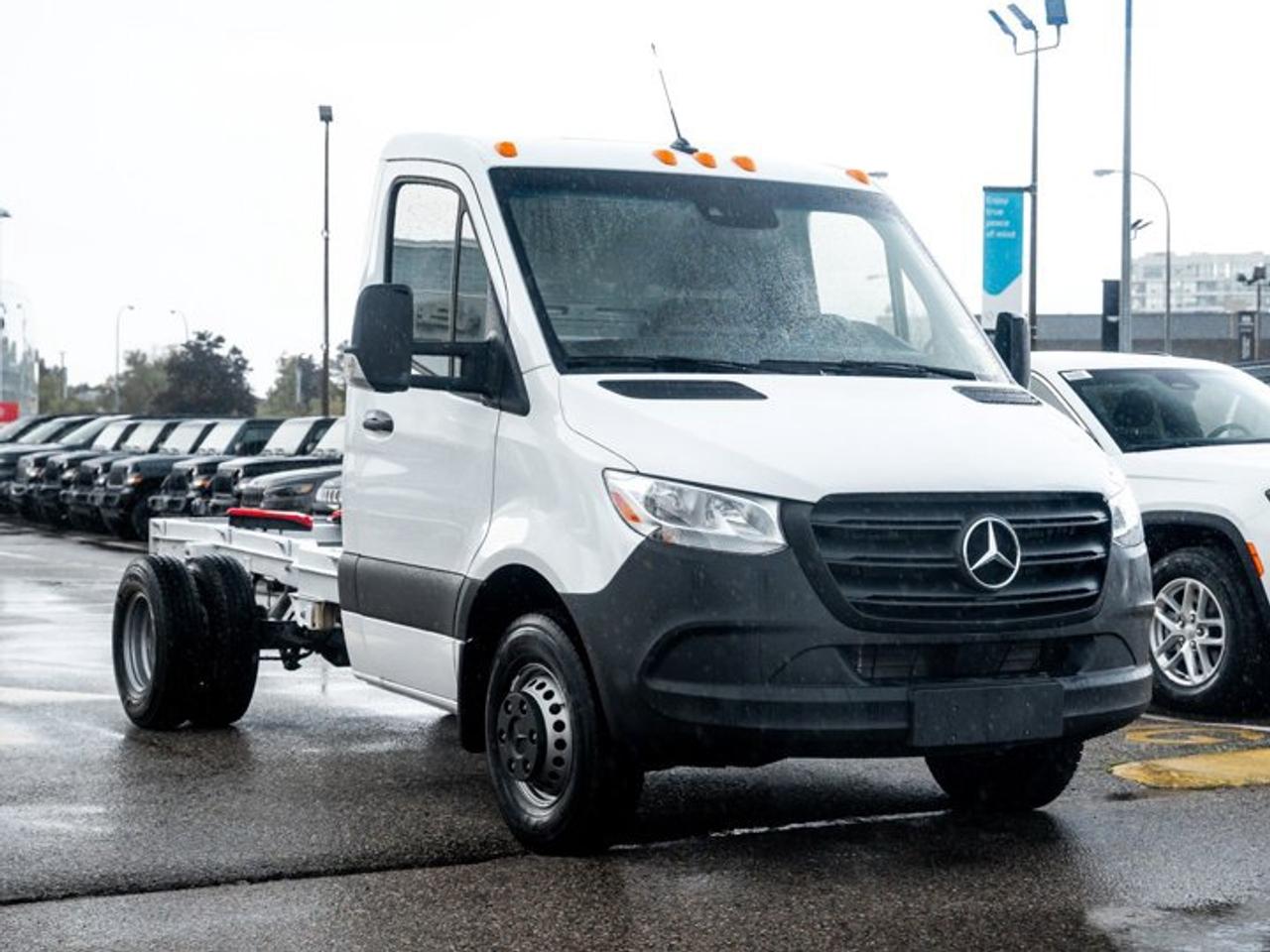 2024 Mercedes-Benz Sprinter Cab Chassis 4500 Standard Roof I4 Diesel HO 144" Photo