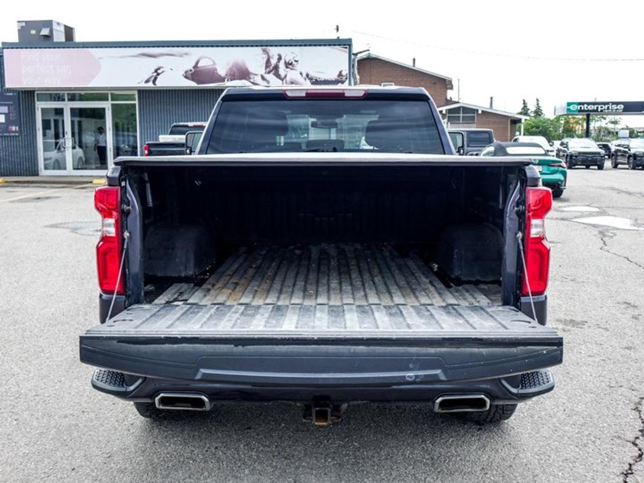 2023 Chevrolet Silverado 1500 RST 4WD Crew Cab 157" 5.3L Lane Assist 13.4"Display Remote Start Photo