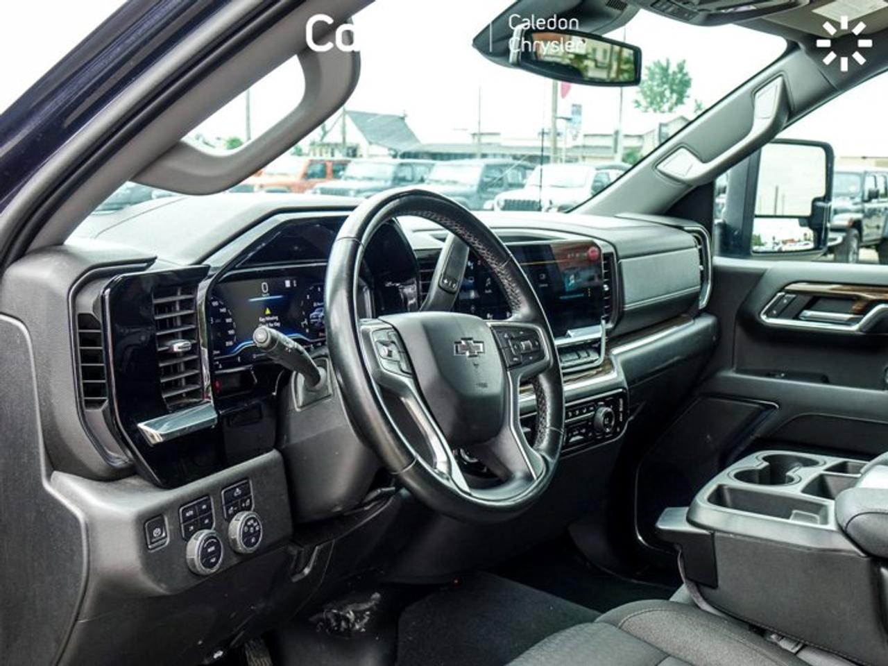 2023 Chevrolet Silverado 1500 RST 4WD Crew Cab 157" 5.3L Lane Assist 13.4"Display Remote Start Photo