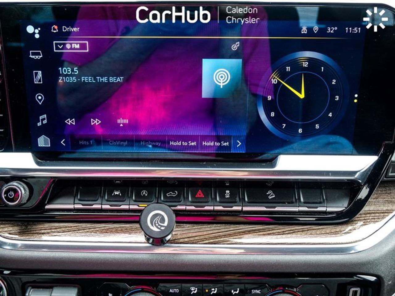 2023 Chevrolet Silverado 1500 RST 4WD Crew Cab 157" 5.3L Lane Assist 13.4"Display Remote Start Photo
