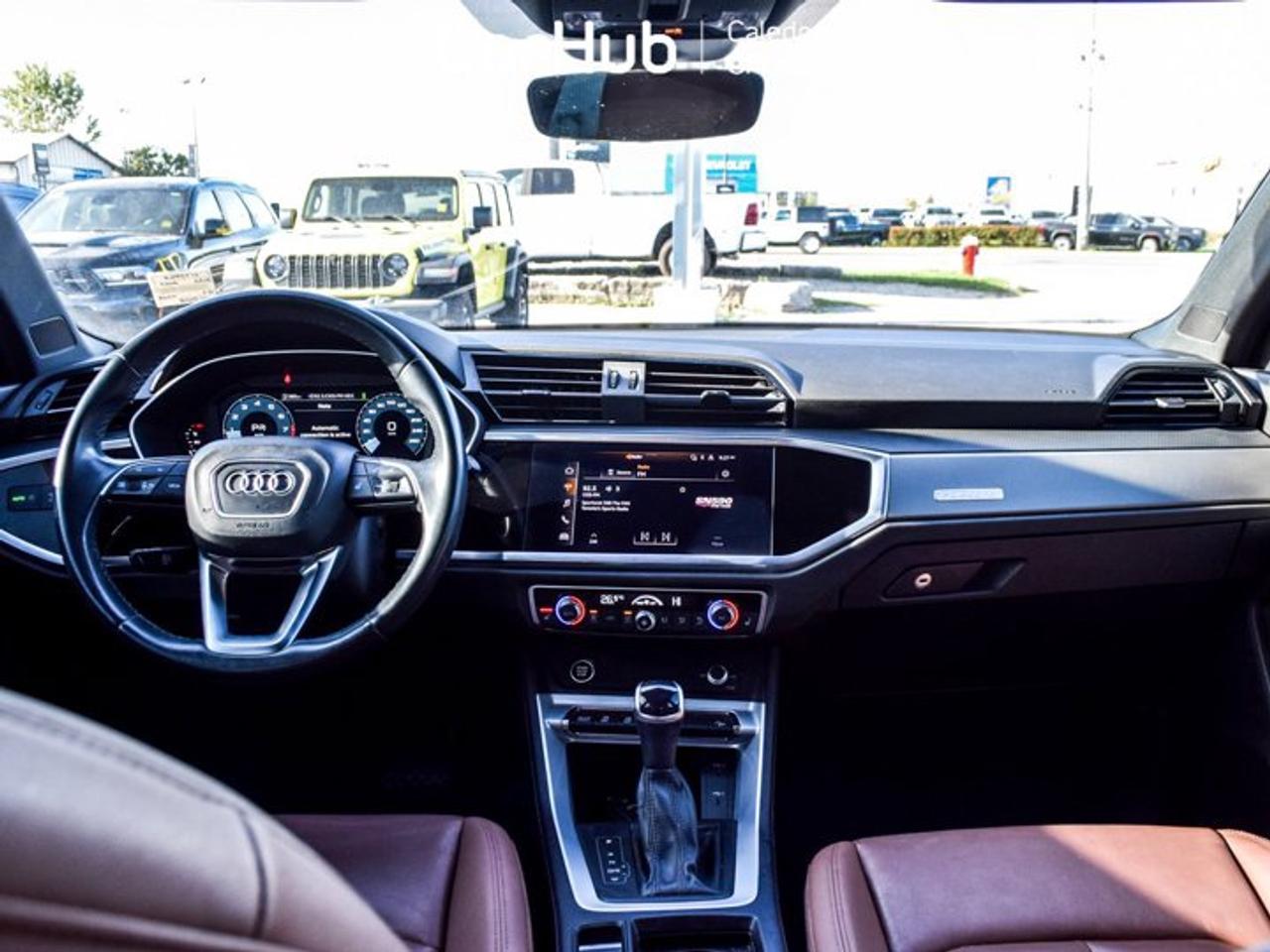2022 Audi Q3 Progressiv Quattro Pano Sunroof Leather Blind Spot Lane Departure Alloy Rims Photo