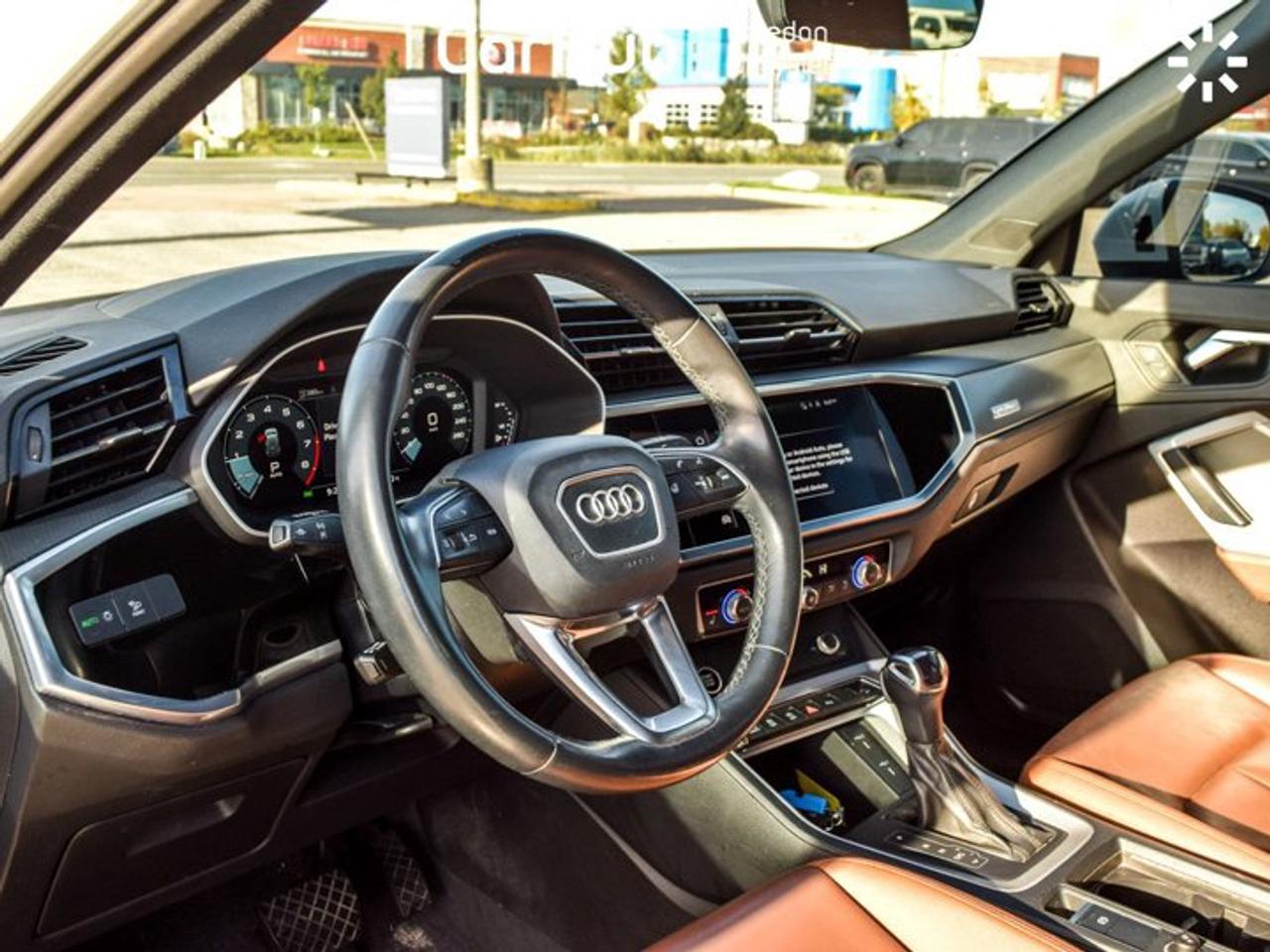 2022 Audi Q3 Progressiv Quattro Pano Sunroof Leather Blind Spot Lane Departure Alloy Rims Photo