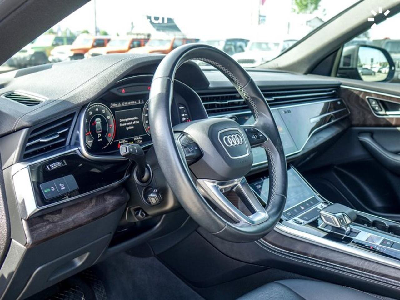 2023 Audi Q8 Progressiv Quattro Navi Pano Sunroof Ventilated Front Seats Photo