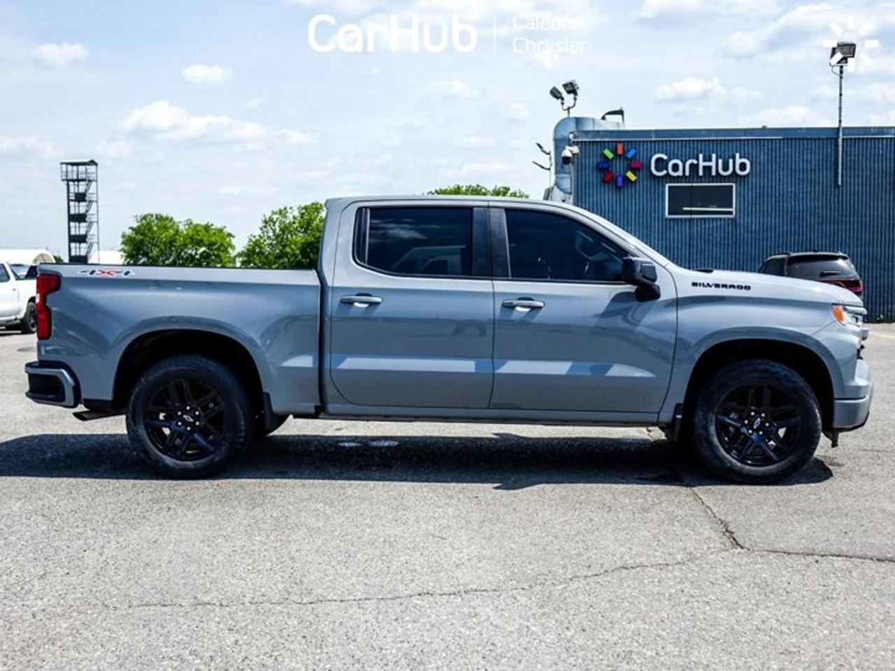 2024 Chevrolet Silverado 1500 RST 4WD Crew Cab 147"  5.3L Leather 5 passengers with captain chair Photo