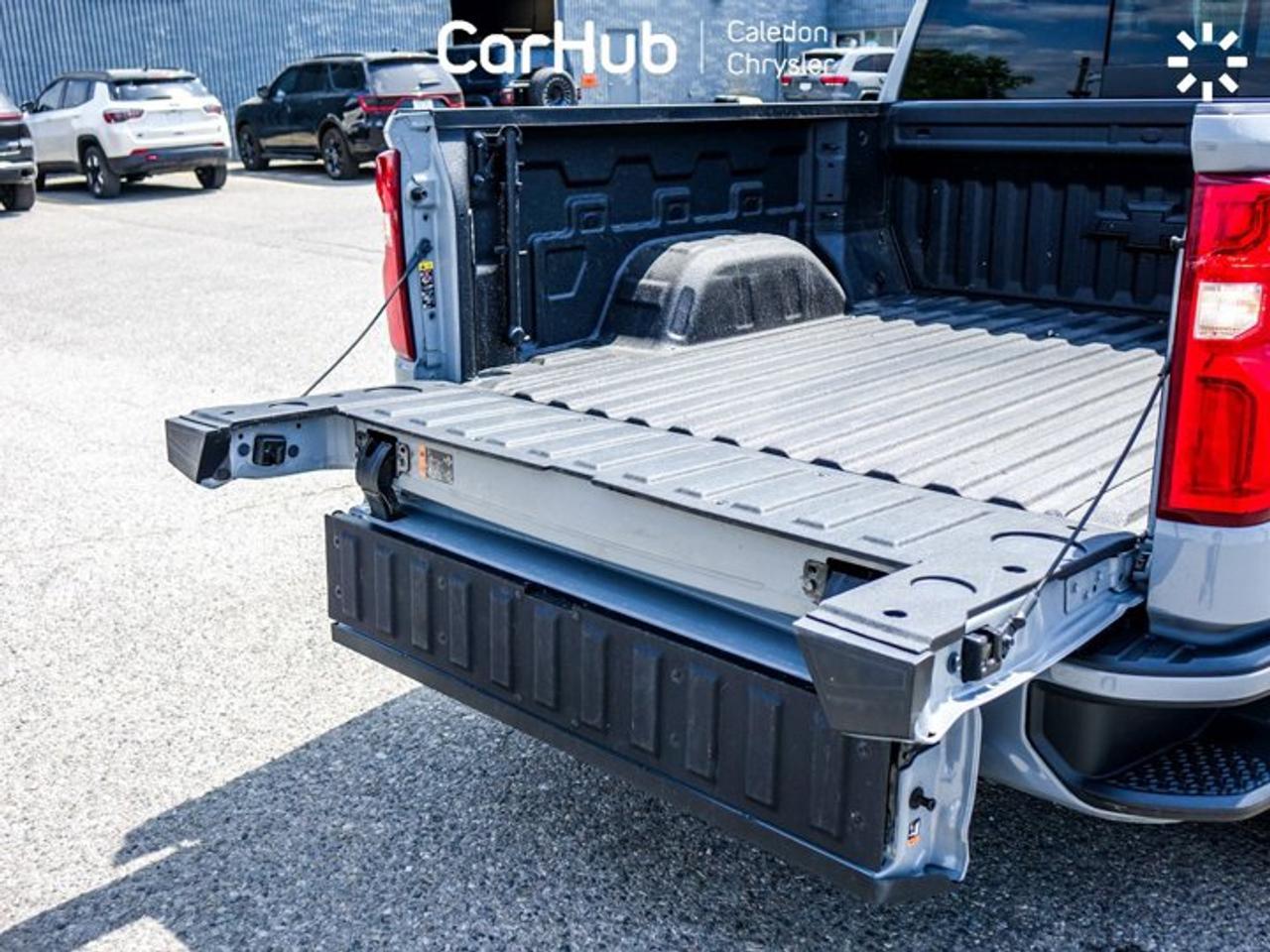 2024 Chevrolet Silverado 1500 RST 4WD Crew Cab 147"  5.3L Leather 5 passengers with captain chair Photo