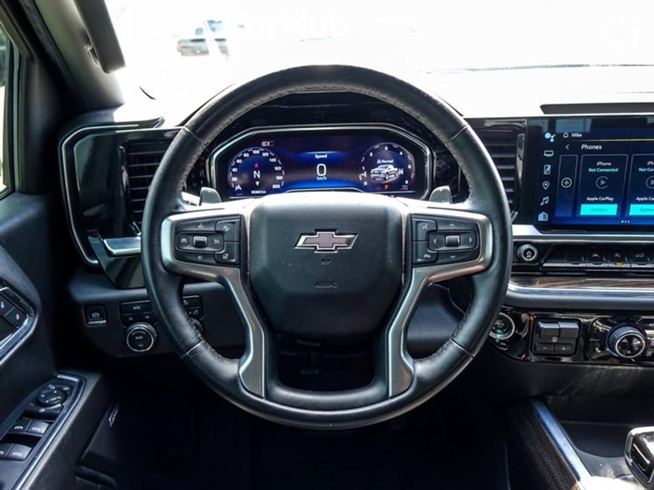 2024 Chevrolet Silverado 1500 RST 4WD Crew Cab 147"  5.3L Leather 5 passengers with captain chair Photo