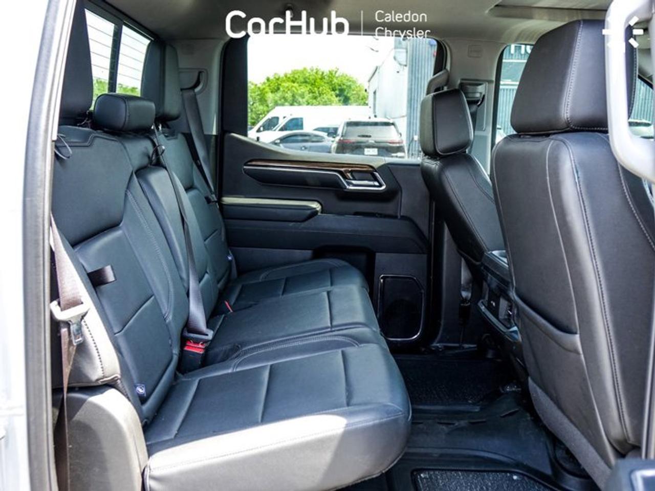 2024 Chevrolet Silverado 1500 RST 4WD Crew Cab 147"  5.3L Leather 5 passengers with captain chair Photo