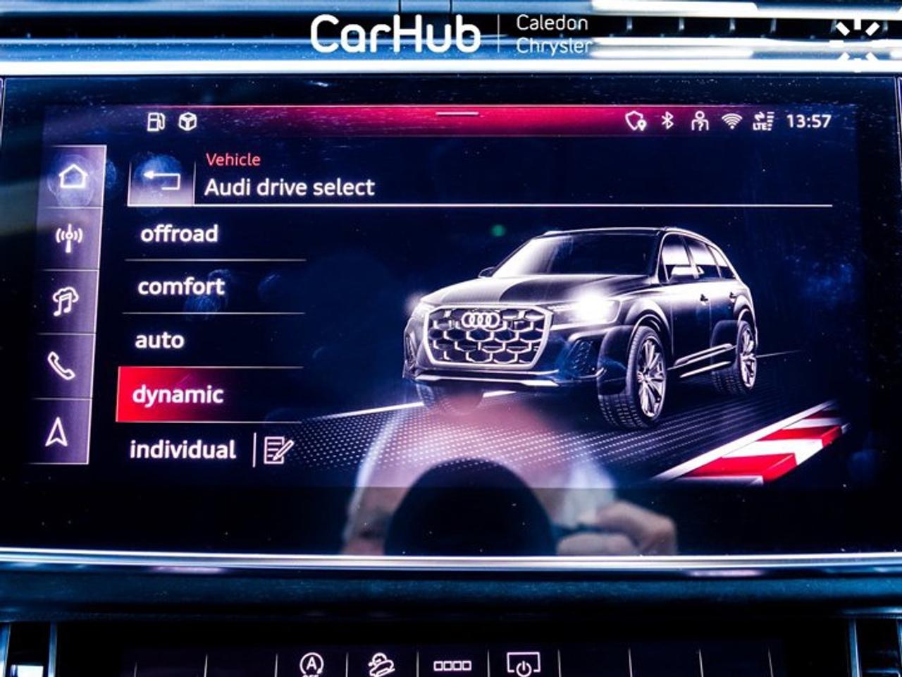 2025 Audi Q7 Progressiv Quattro 7 Seater Pano Sunroof 10.1"Display Ventilated Front Seats Photo
