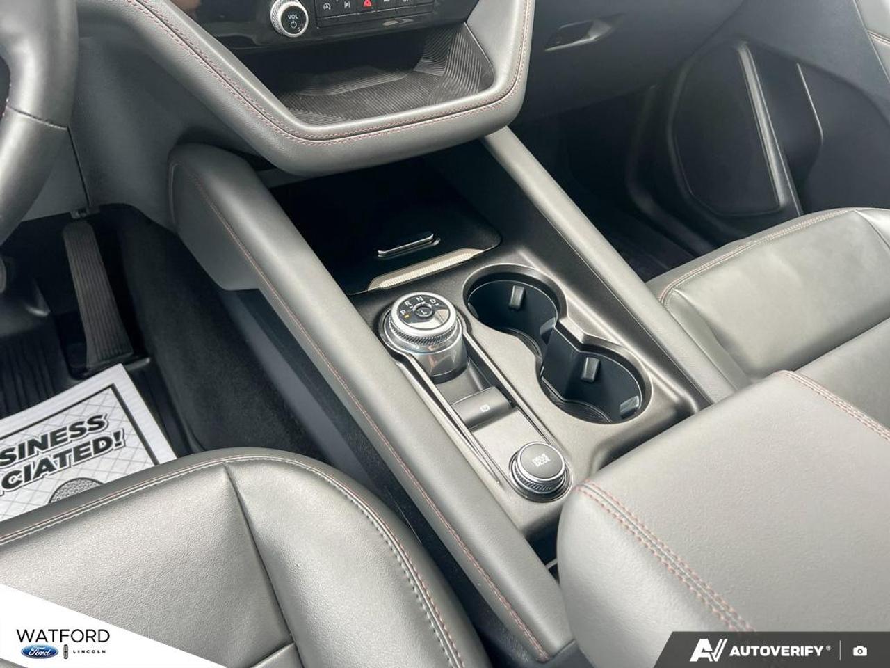 2025 Ford Explorer Active 4WD Photo