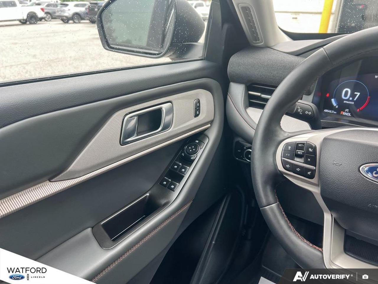 2025 Ford Explorer Active 4WD Photo