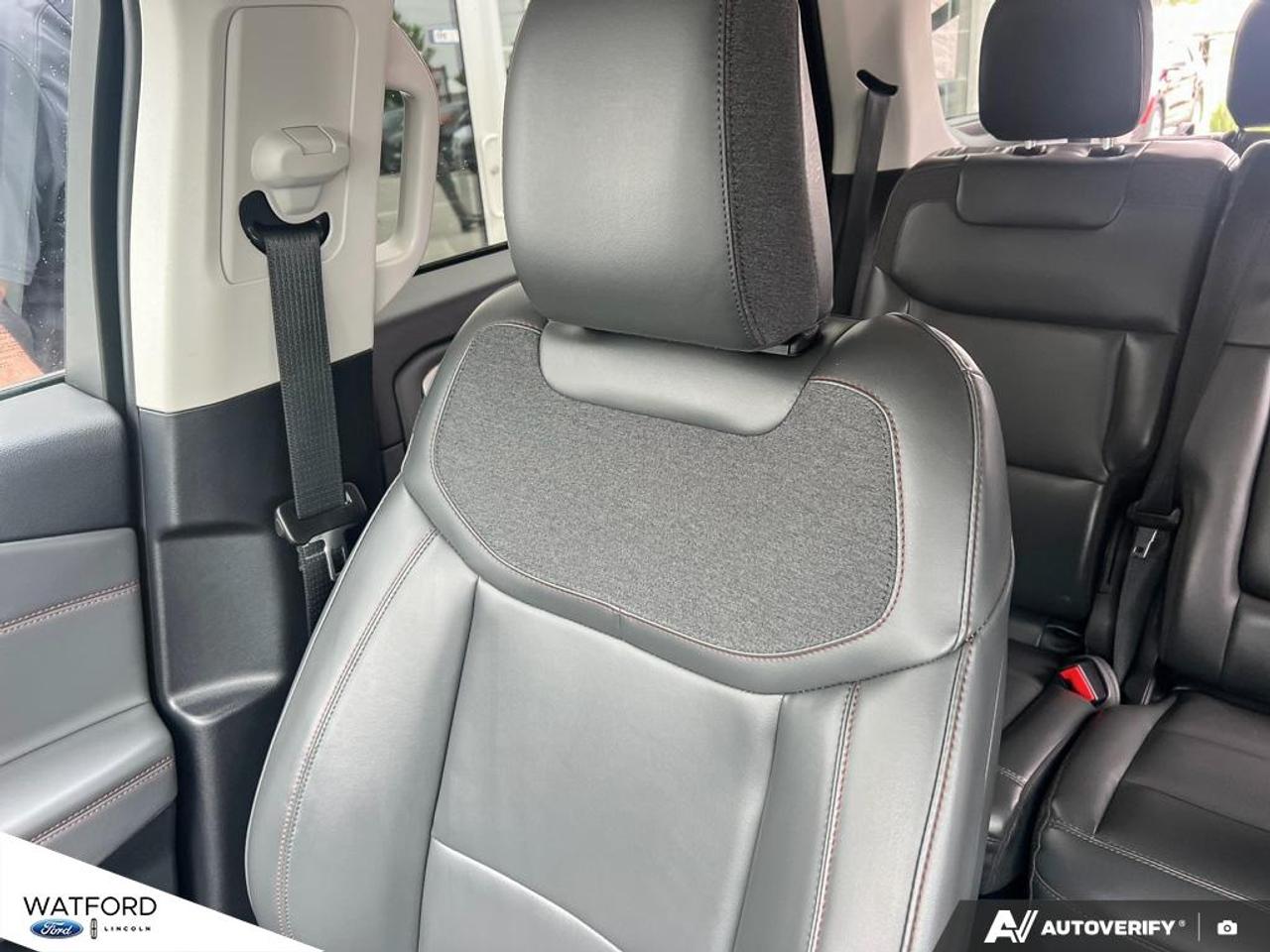 2025 Ford Explorer Active 4WD Photo