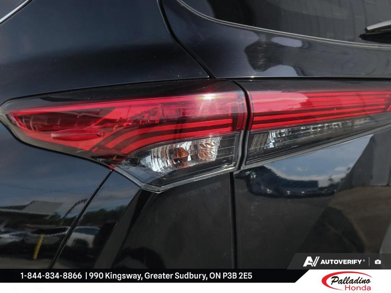 2021 Toyota Highlander Hybrid Limited Photo
