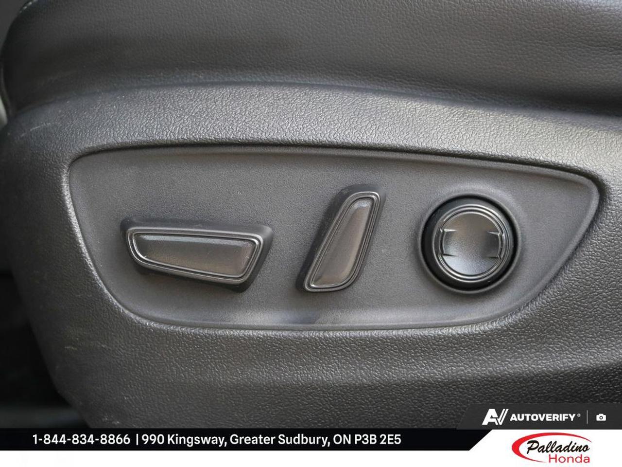 2021 Toyota Highlander Hybrid Limited Photo
