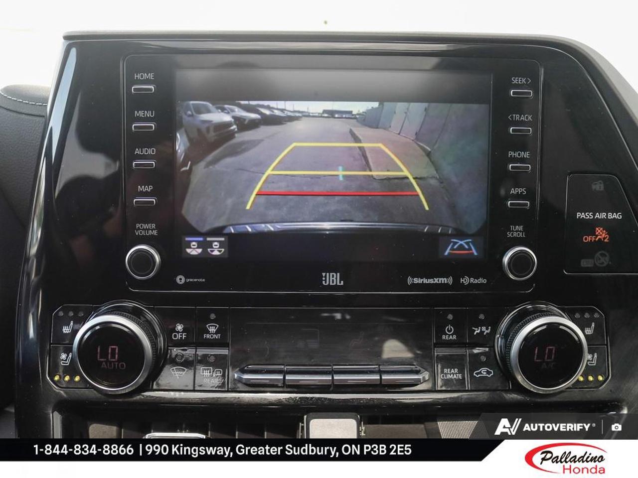 2021 Toyota Highlander Hybrid Limited Photo