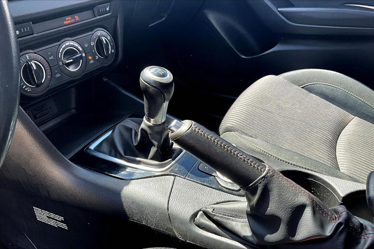 2016 Mazda MAZDA3  Photo