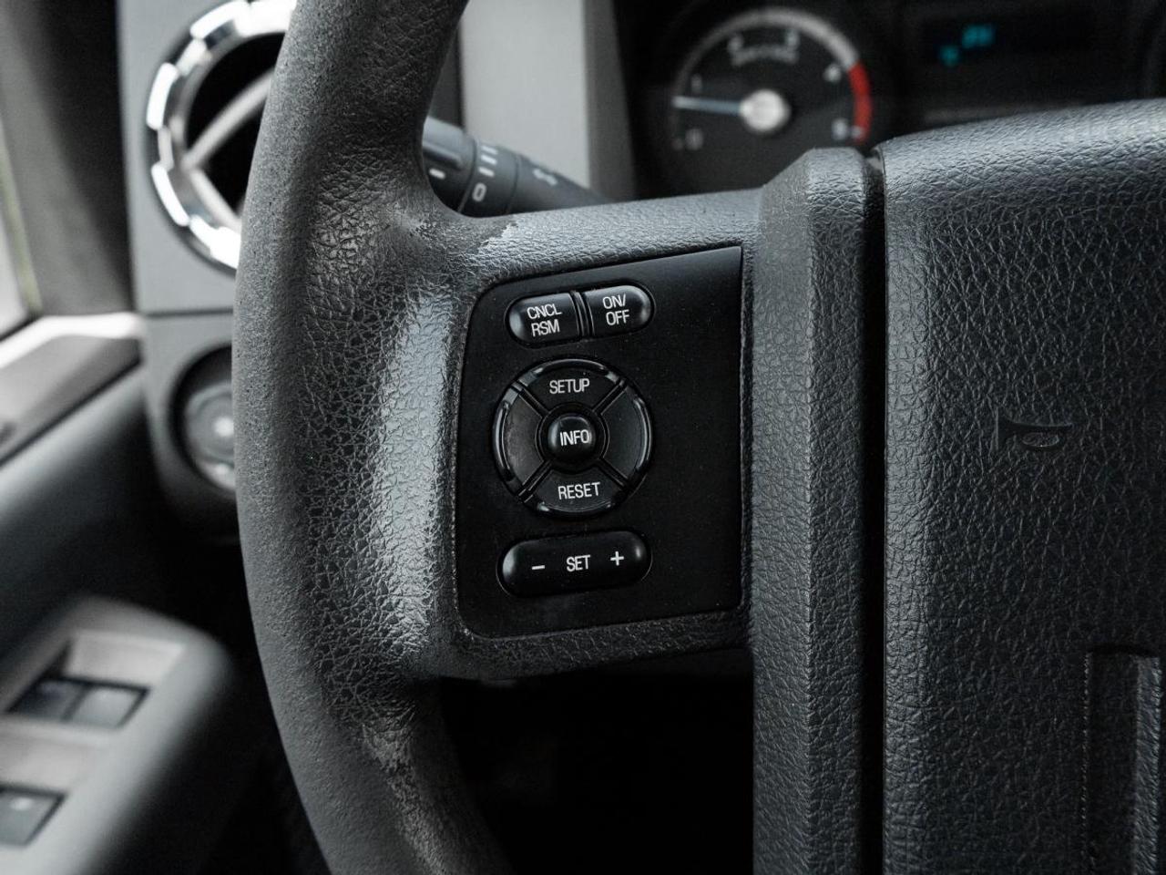 2016 Ford F-250 Super Duty SRW XLT Photo