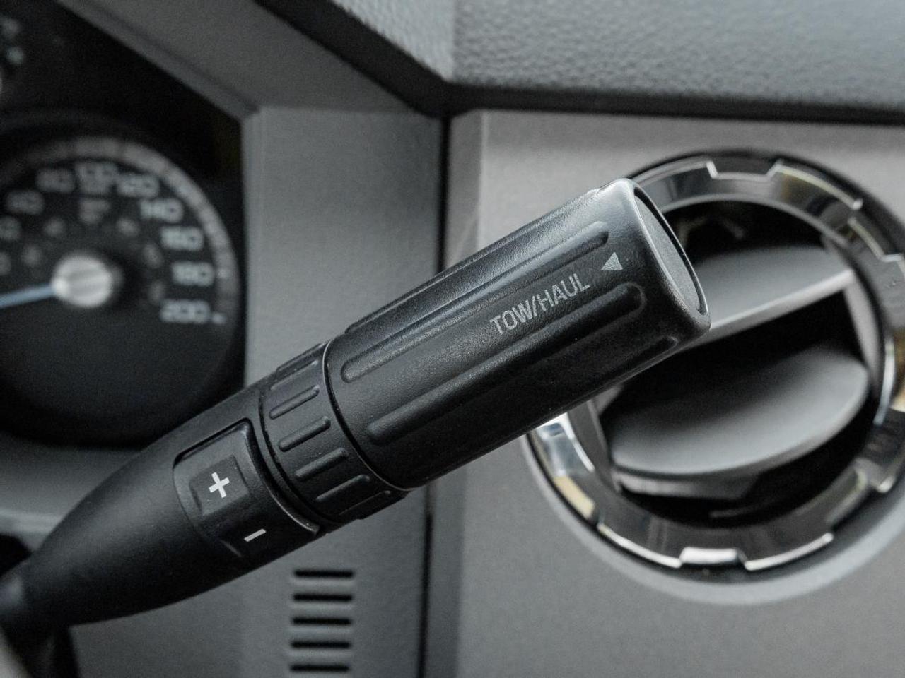 2016 Ford F-250 Super Duty SRW XLT Photo
