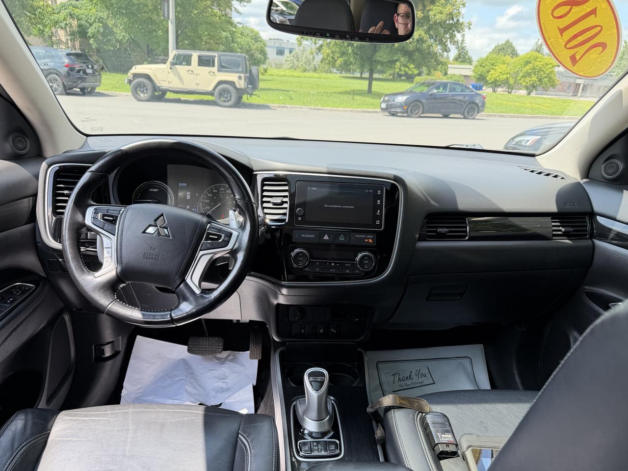 2018 Mitsubishi Outlander PHEV SEL PHEV! LEATHER, SUNROOF, HEATED SEATS, LOADED! Photo
