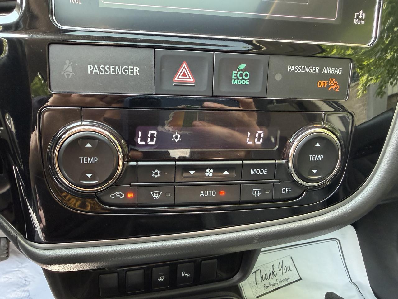 2018 Mitsubishi Outlander PHEV SEL PHEV! LEATHER, SUNROOF, HEATED SEATS, LOADED! Photo