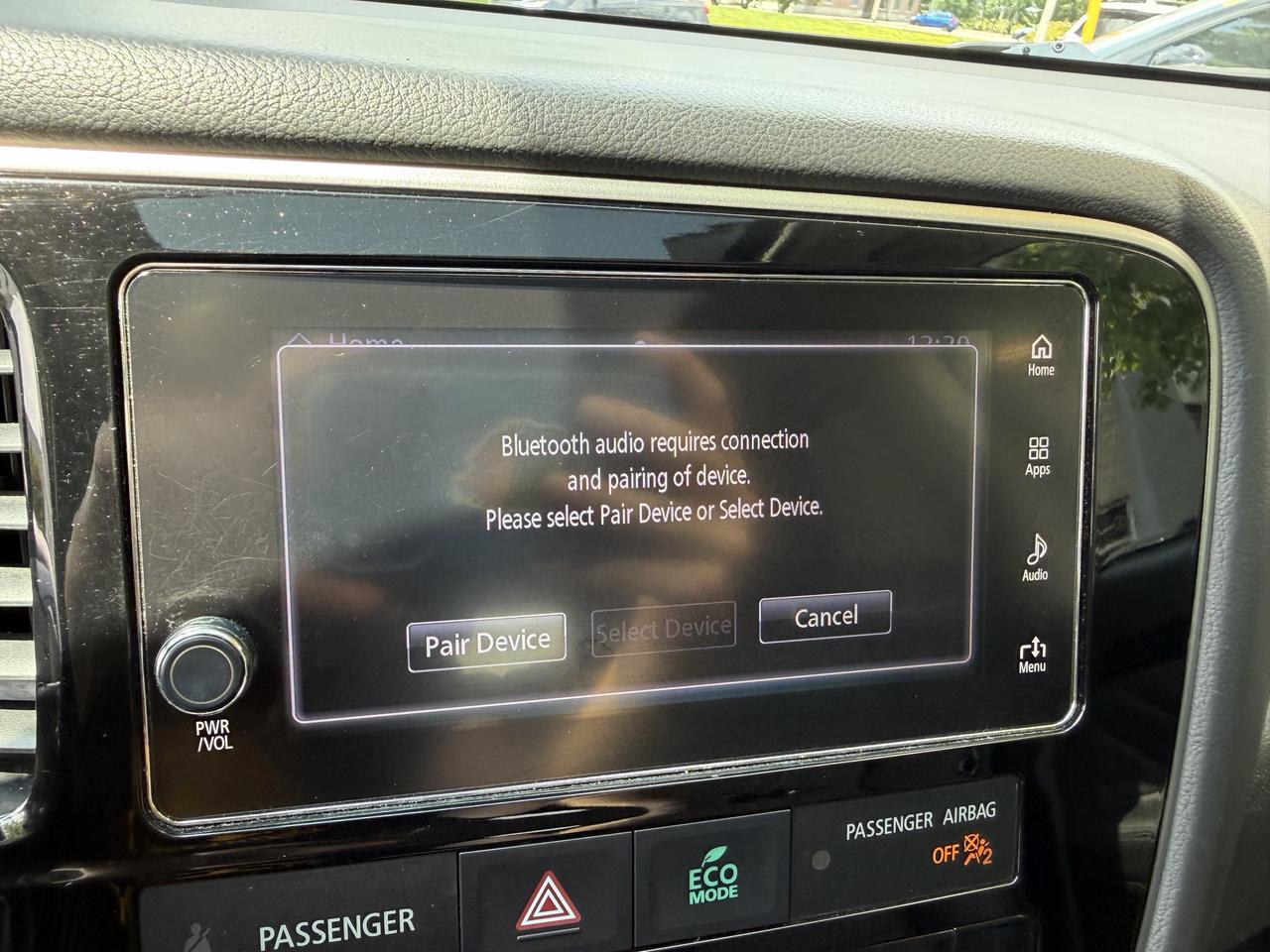 2018 Mitsubishi Outlander PHEV SEL PHEV! LEATHER, SUNROOF, HEATED SEATS, LOADED! Photo