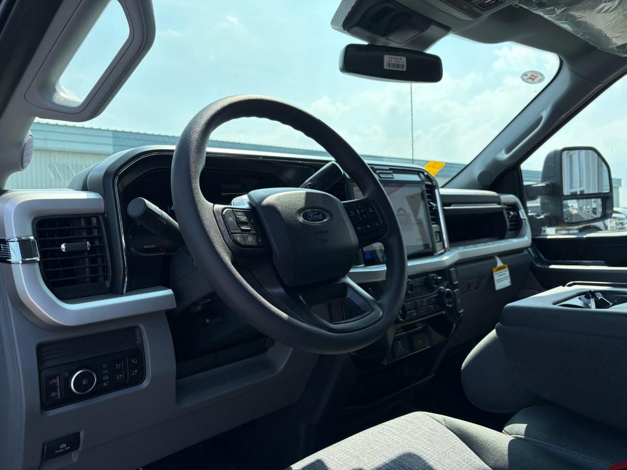 2026 Ford F-250 Super Duty SRW XLT 4WD CREW CAB 6.75' BOX Photo