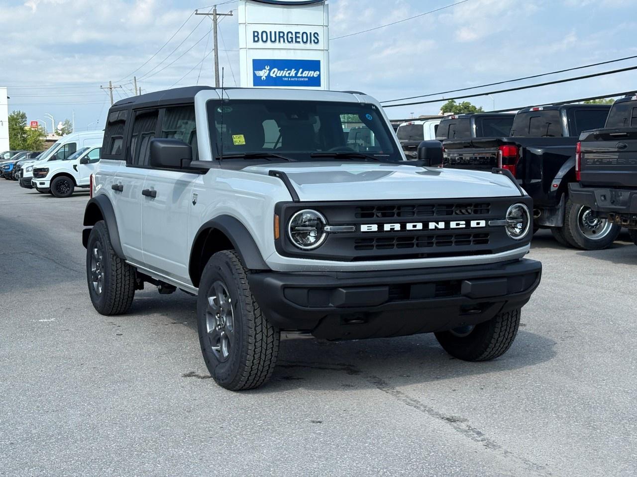 2026 Ford Bronco Big Bend 4 Door 4x4 Photo