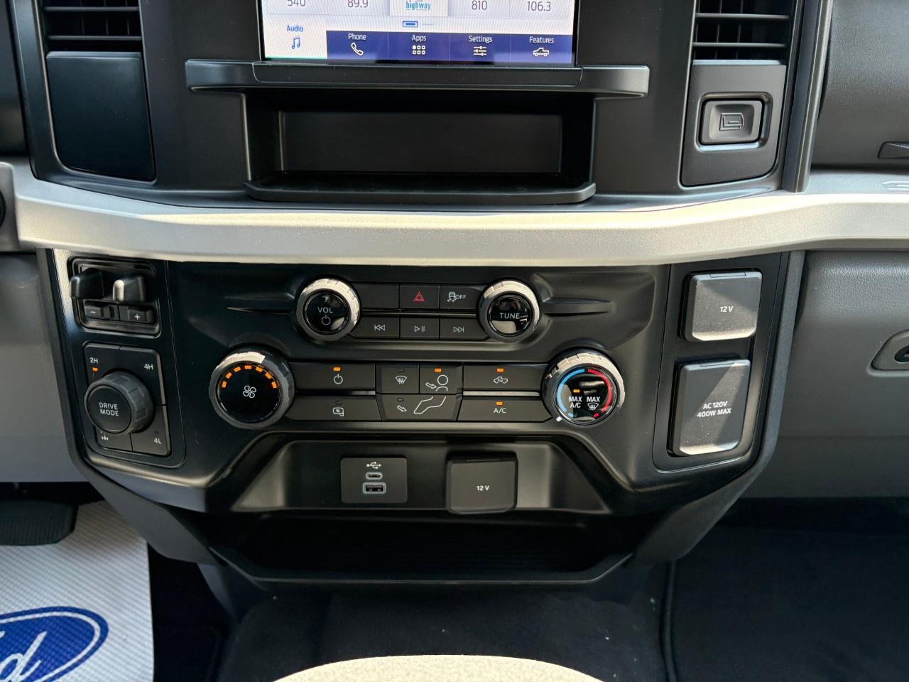 2026 Ford F-250 Super Duty SRW XLT 4WD CREW CAB 6.75' BOX Photo